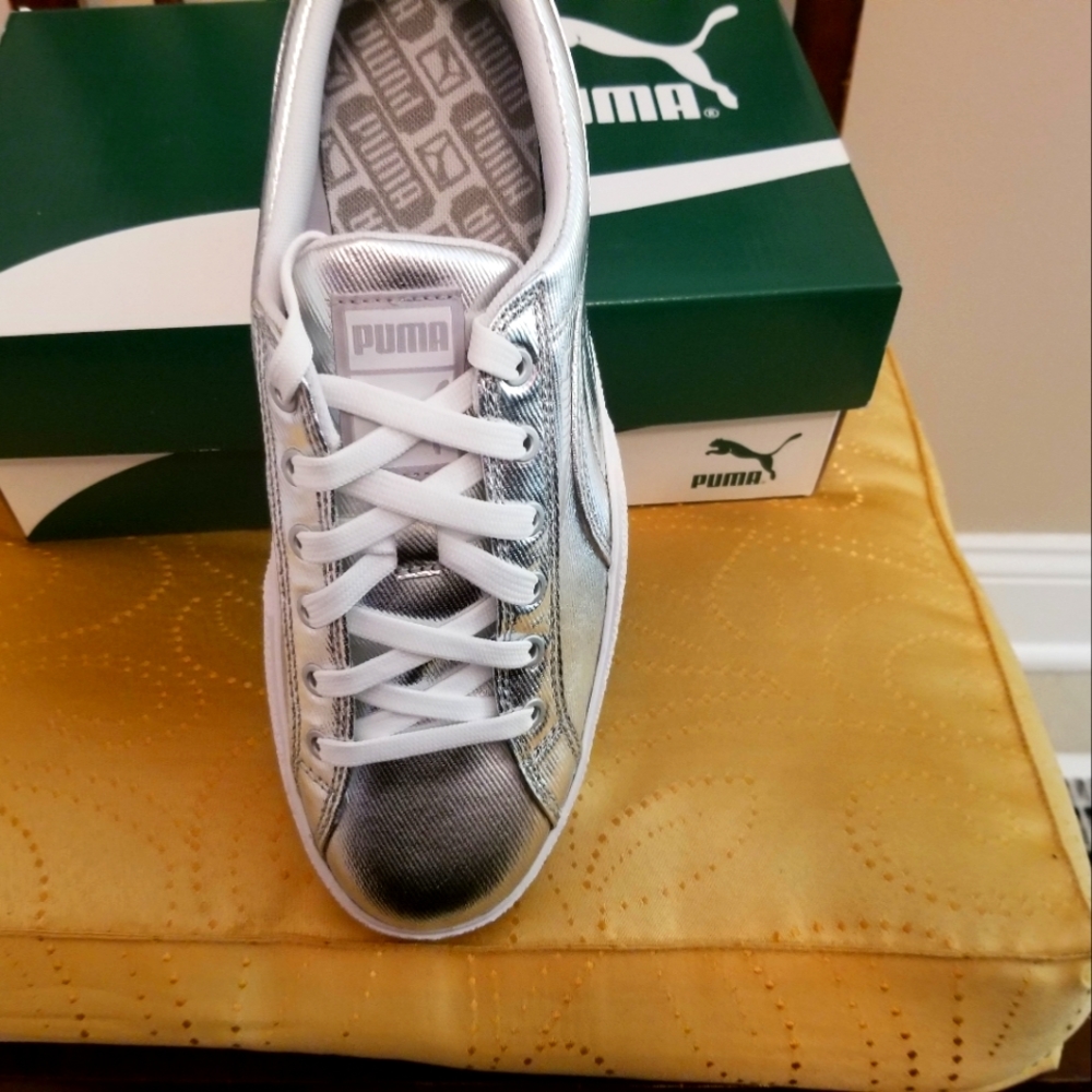 Silver Puma Women's Sneakers